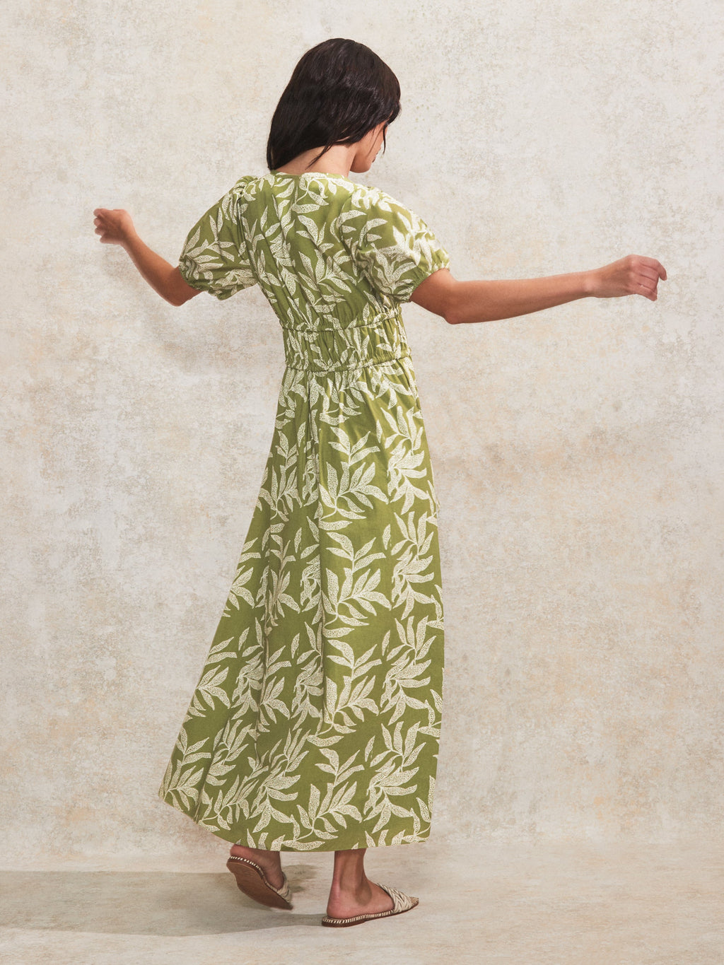Green Leaf-Print Tie-Detail Cotton Dress