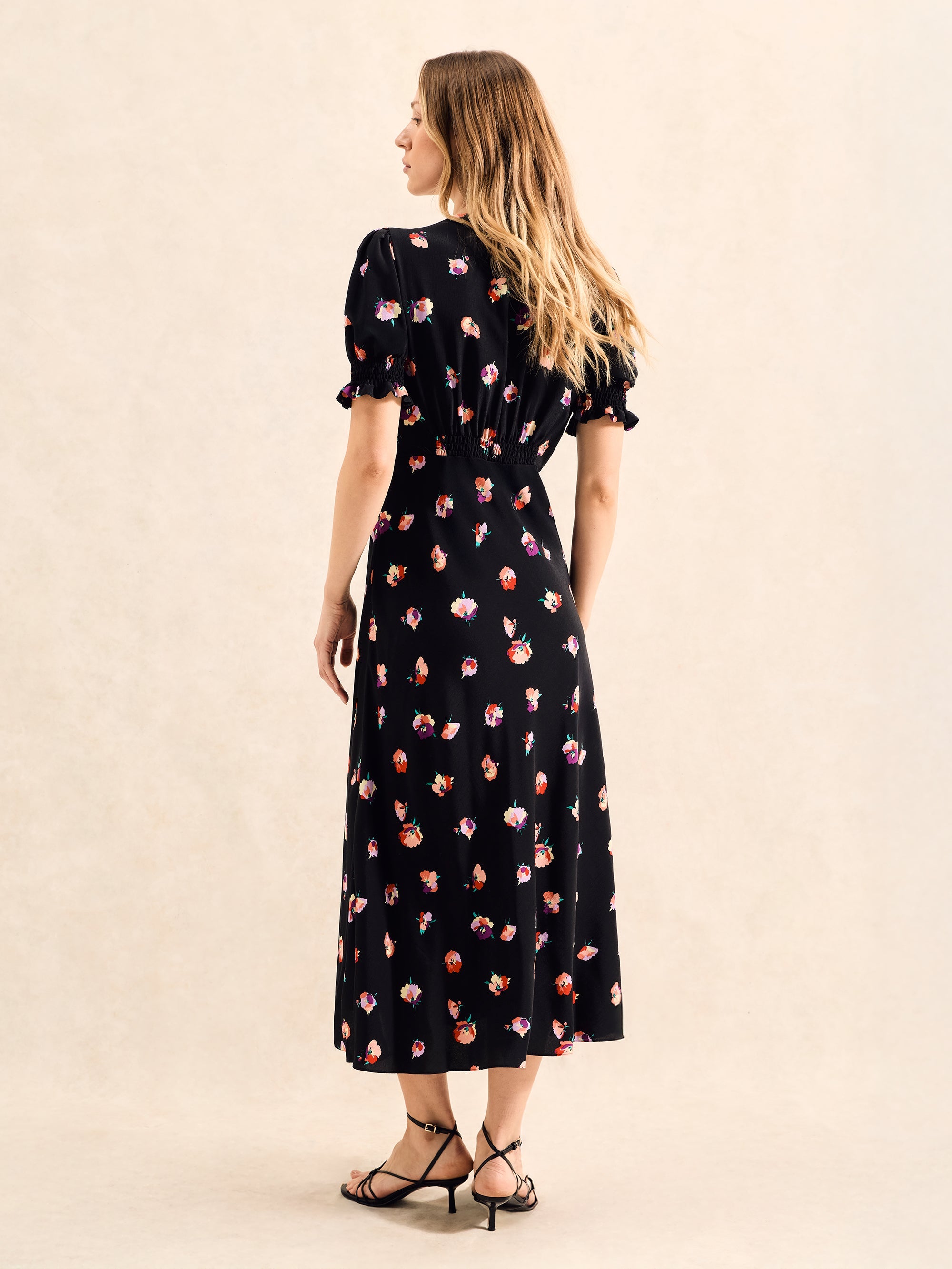Petite Multi Pansy Print Shirred Cuff Midi Dress